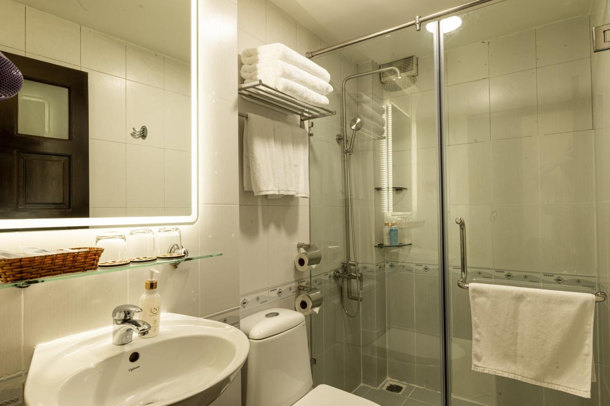 Lantern Hotel مدينة هوشي منه المظهر الخارجي الصورة
